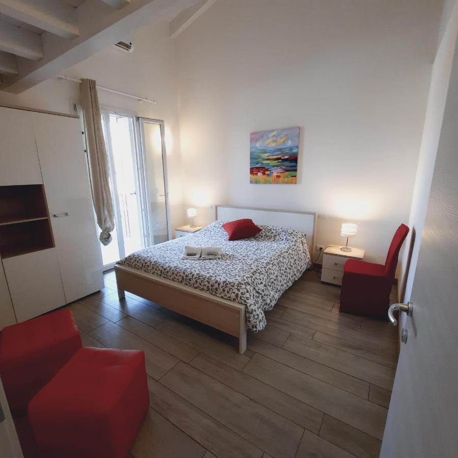 Villaggio Esmera ديسينسانو ديل غاردا المظهر الخارجي الصورة