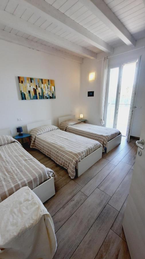 Villaggio Esmera ديسينسانو ديل غاردا المظهر الخارجي الصورة